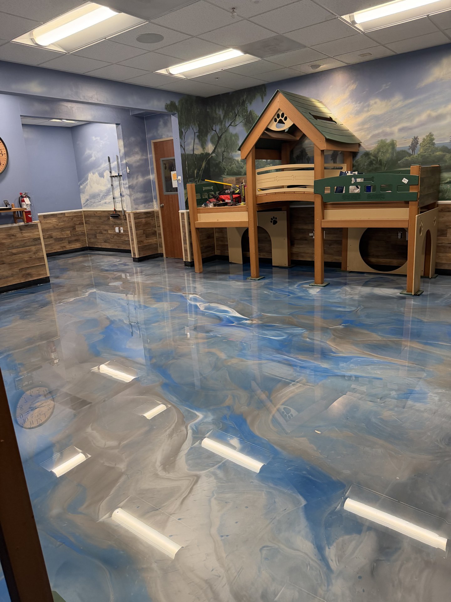 Commercial Metallic — Pet Facility